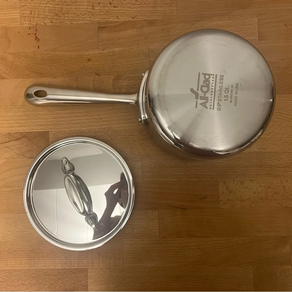 AllClad D5 1.5qt Stainless Steel Saucepan - Picture 4 of 6